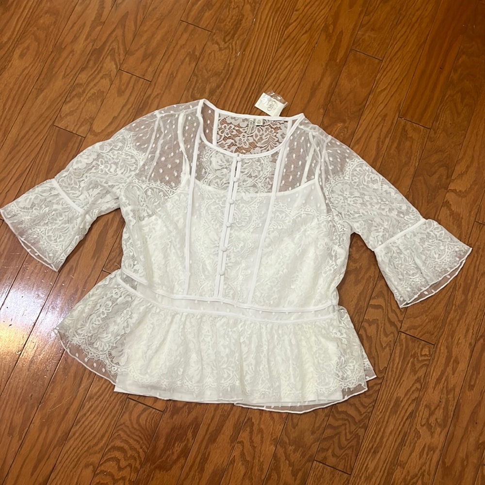 NWT White Lace Top with Tank / Cato / XL